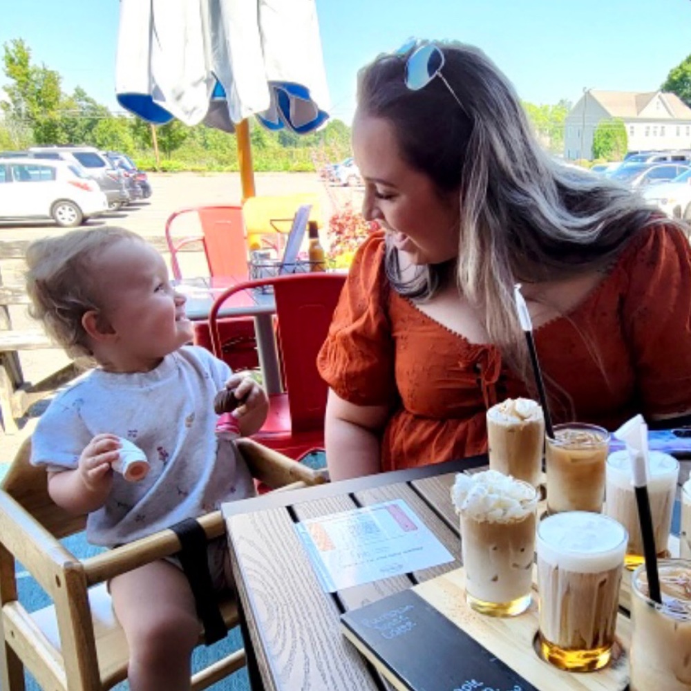 Meet your Posher, Christine